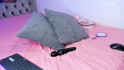 Eva Olimpo online show from April 8, 10:23 pm