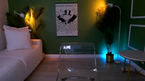 Eva online show from April 15, 12:28 pm