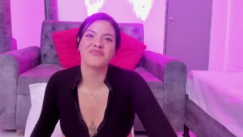 evelin__thompsson online show from July 22, 3:07 am