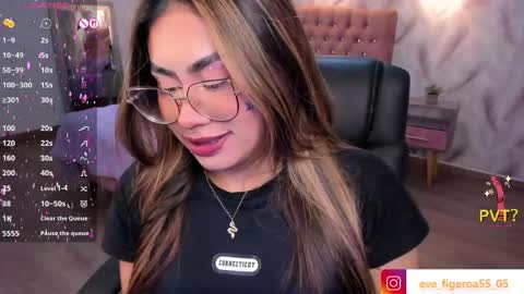 Eveline  online show from March 20, 7:30 pm