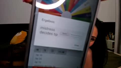 Evelyne online show from March 21, 12:15 am