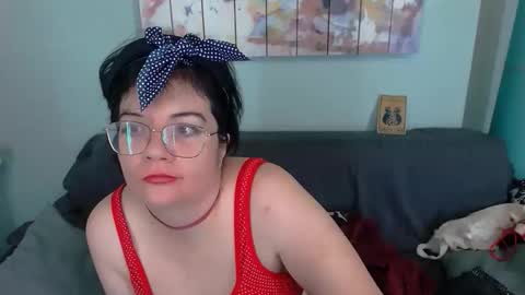 Everly online show from September 27, 10:39 pm