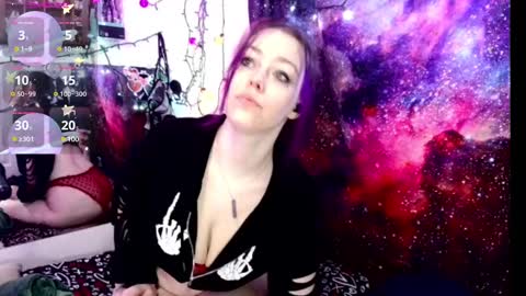 Evie online show from February 16, 9:15 am