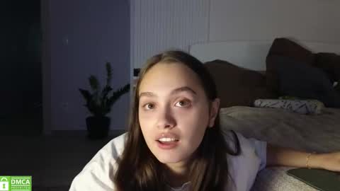 Snapshot of evi_woow chatting on September 23, 7:34 pm evi_woow online show from September 23, 7:34 pm