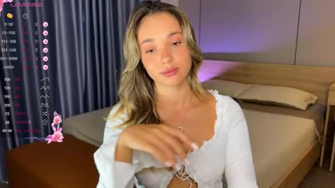 evielina online show from March 20, 12:15 am