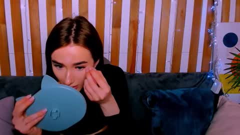 Evis online show from March 5, 1:23 am