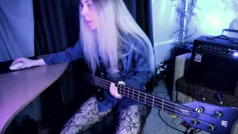 my real name is Irene but Exo is oke too  online show from September 26, 1:03 am