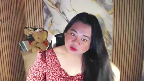 SHANTAL MARIE online show from February 5, 10:51 am