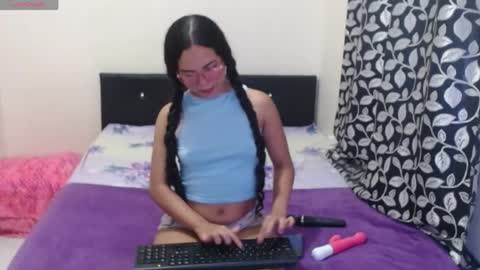 jazmin online show from May 16, 11:15 pm