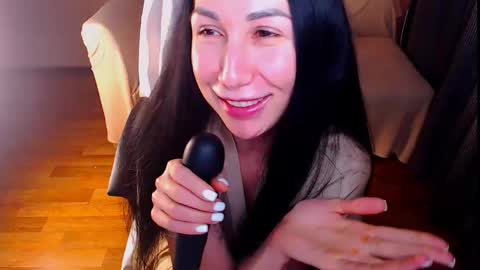 Elli  online show from March 12, 10:01 pm