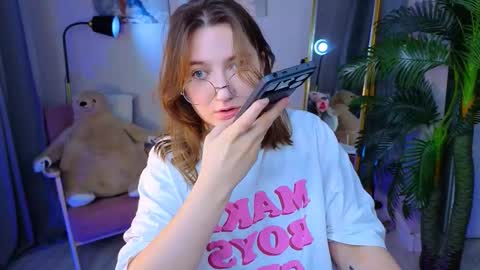 Tara online show from November 16, 9:48 pm