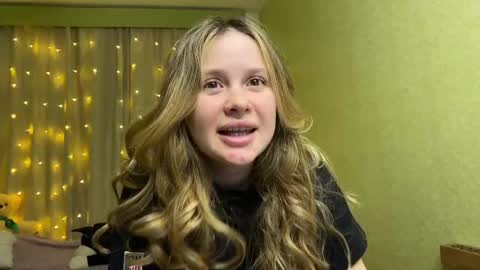 Ilona online show from December 24, 2:12 pm