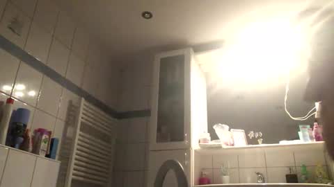 family_shorty online show from November 9, 11:39 am