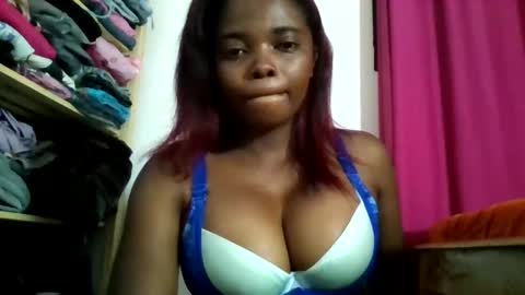 fanie06 online show from March 18, 5:18 pm