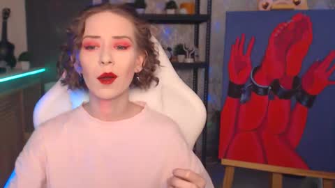 Fascinating   Eyes online show from February 8, 9:40 pm