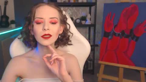 Fascinating   Eyes online show from December 2, 12:45 am