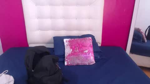 fat_naughtyass online show from February 24, 2:55 am