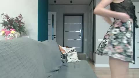 favoriteyour online show from December 2, 9:55 am