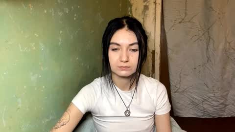 Lola online show from March 21, 8:58 pm