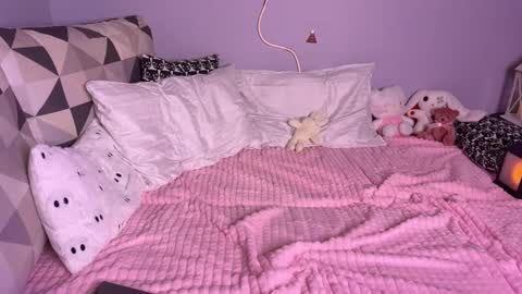 Fenty Jane online show from November 18, 6:53 pm