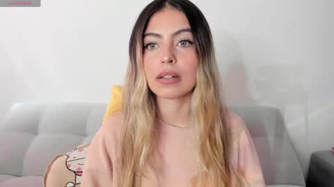 fernanda  online show from April 4, 3:00 pm