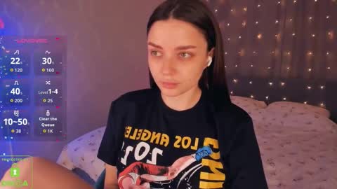 LEEN online show from November 10, 1:55 am