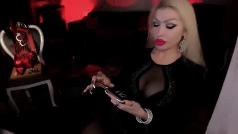 AlfaFemale online show from November 24, 6:15 am