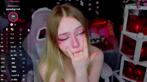 Sophie online show from February 14, 4:14 am