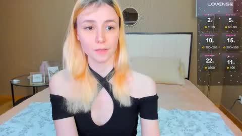 FlexiMona online show from October 9, 9:35 am