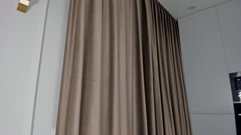 Emely  online show from October 31, 1:59 pm