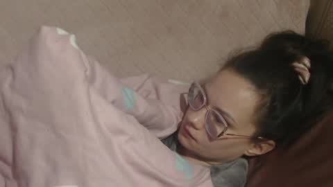 say meow and send tip  online show from March 26, 10:33 pm