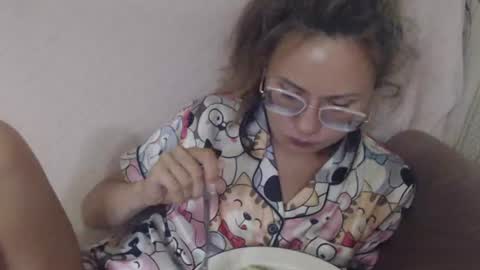 say meow  and  send tip  online show from July 1, 2:49 pm