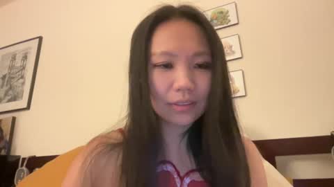 forlorngirl online show from October 12, 7:11 am