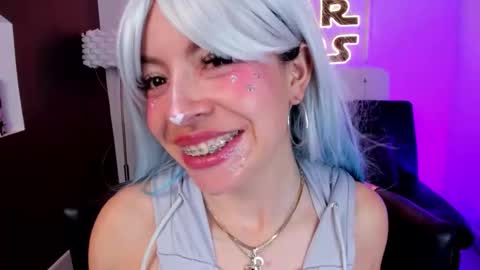 Miss Evans online show from February 5, 6:33 pm