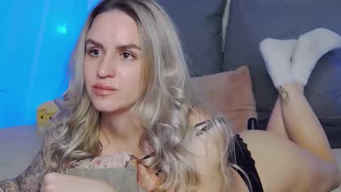 Foxy Kimmi online show from March 26, 6:26 am