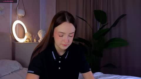 Marybrown eye Katy gray eye online show from March 4, 6:20 am