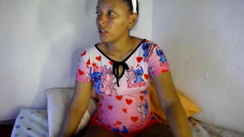 francihot4 online show from March 8, 2:10 am