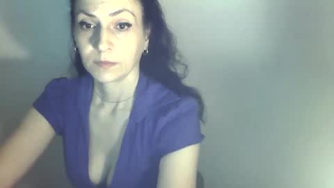 frankieteasing online show from January 11, 4:25 pm