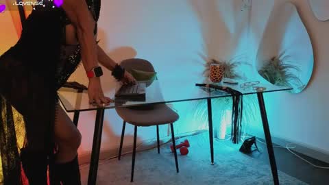 Fransheska online show from April 10, 2:45 pm