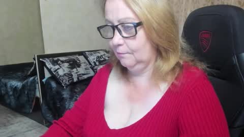FrauMartha online show from October 24, 12:23 pm