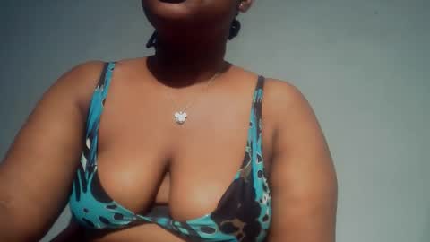 freaky slut5 online show from January 12, 5:12 am