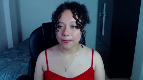Snapshot of freud_x_louise1 chatting on December 20, 12:08 am Louise  online show from December 20, 12:08 am