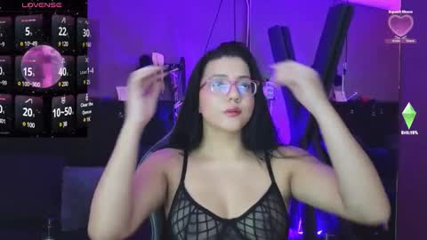     online show from February 5, 9:50 pm