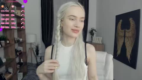 Freya online show from March 1, 7:46 pm