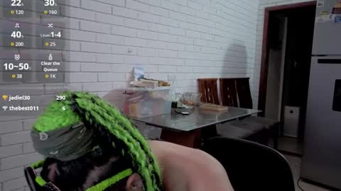 freyaa_sorceress online show from October 27, 4:30 am