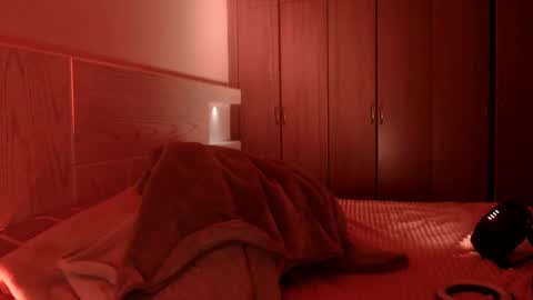 FREYJA LOREN online show from December 5, 5:48 am