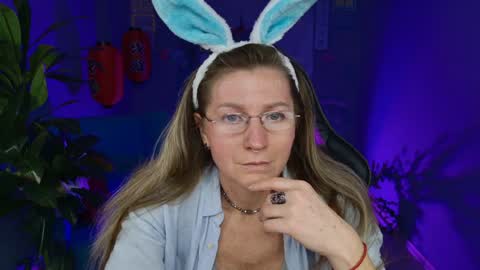 Frida Tander online show from December 30, 9:05 am