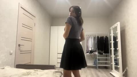 Emily online show from October 8, 3:38 pm