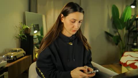 Snapshot of g_ia chatting on September 24, 5:12 pm G online show from September 24, 5:12 pm