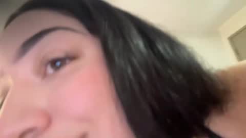 Dani online show from April 24, 8:11 pm